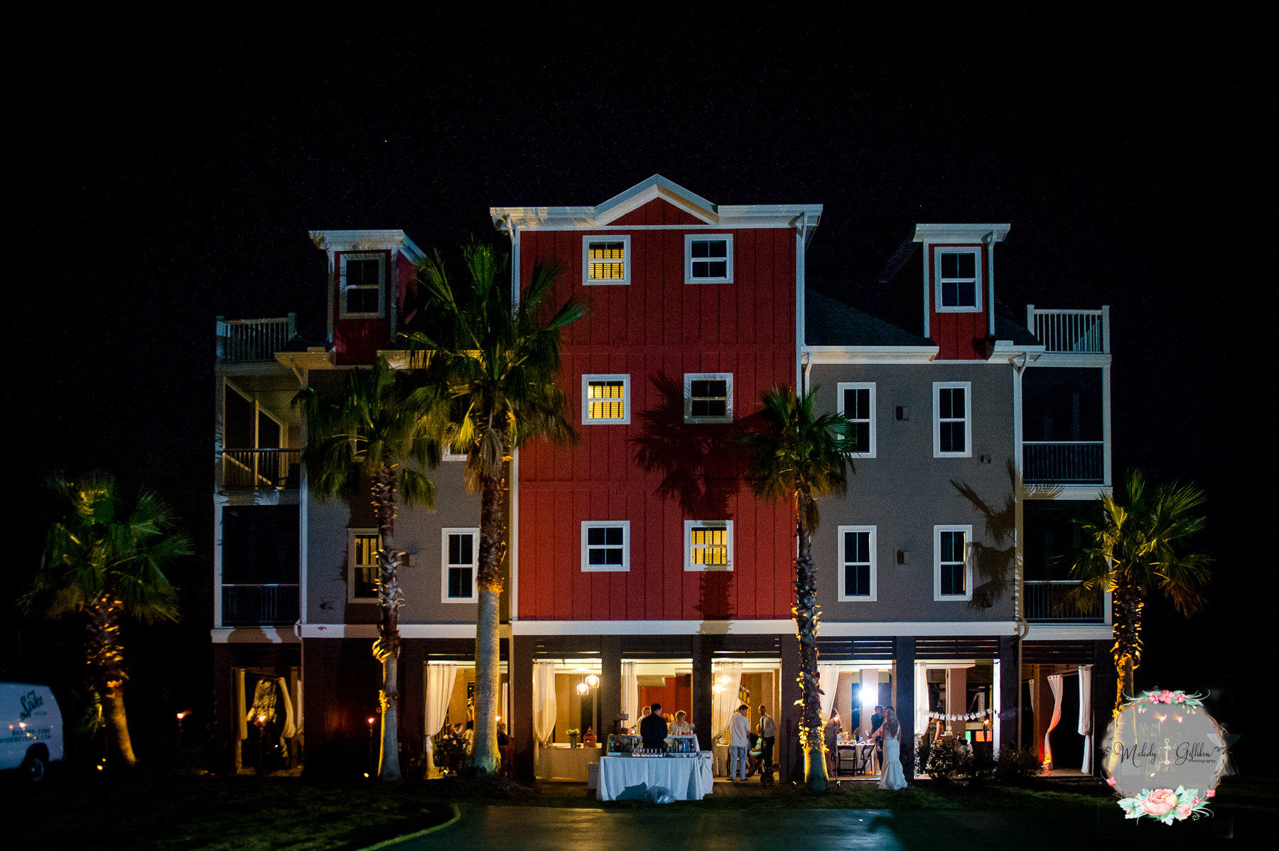 Luxury wedding in Folly Beach in Charleston, SC
